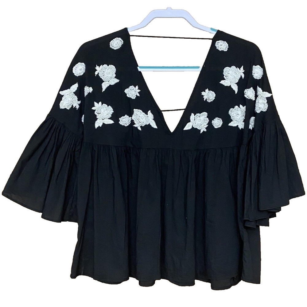 Anthropologie Maeve Size S Harlow Beaded Embroidered Floral Flutter Sleeve Top - Picture 3 of 16